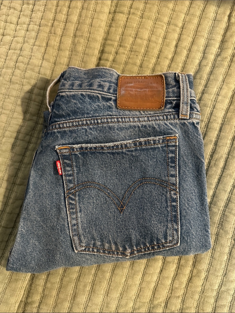 wedgie straight Levi's jeans